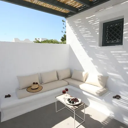 5 Traditional Hotel Livadi (Astypalaia)