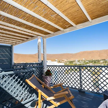 5 Traditional Hotel *