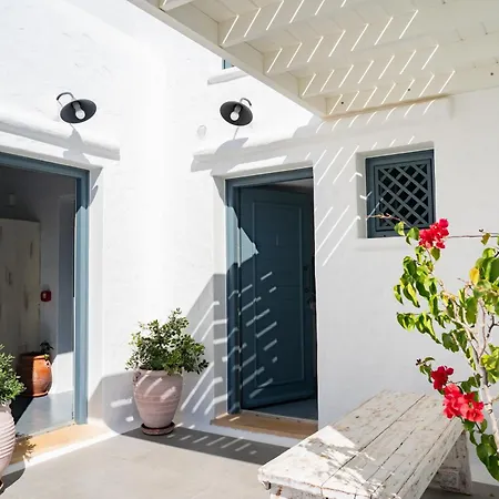 5 Traditional Hotel Livadi (Astypalaia)