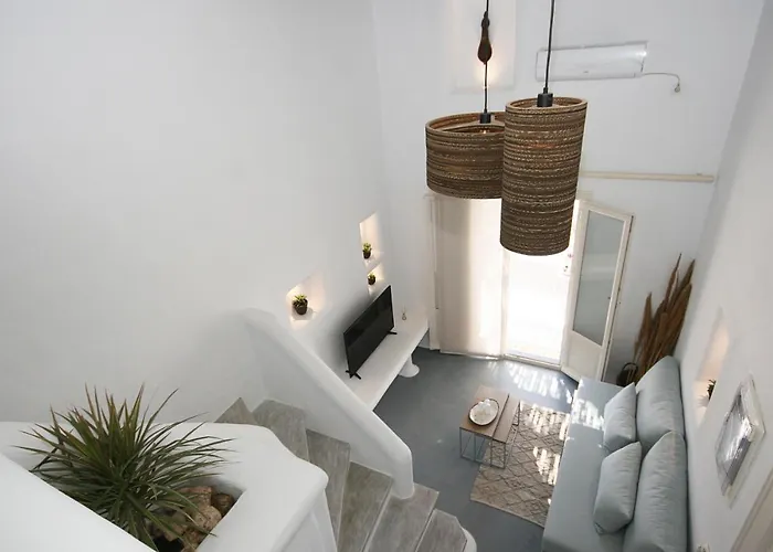 5 Traditional * Livadi (Astypalaia)