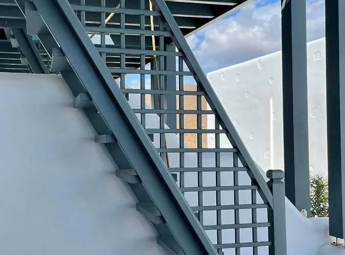 5 Traditional * Livadi (Astypalaia)