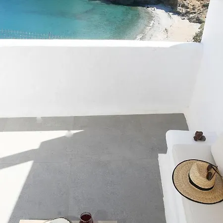 5 Traditional Szálloda *